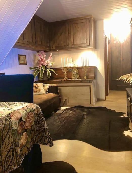 Petite Maison In Centro A Courmayeur Zewnętrze zdjęcie